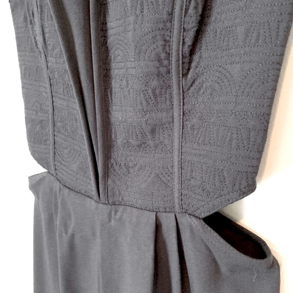 Divided by H&M size 4 cut-out jumpsuit - Picture 9 of 16